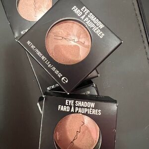MAC RARE & Discontinued New in Box Cosmetics Eye Shadow in Jest Frost